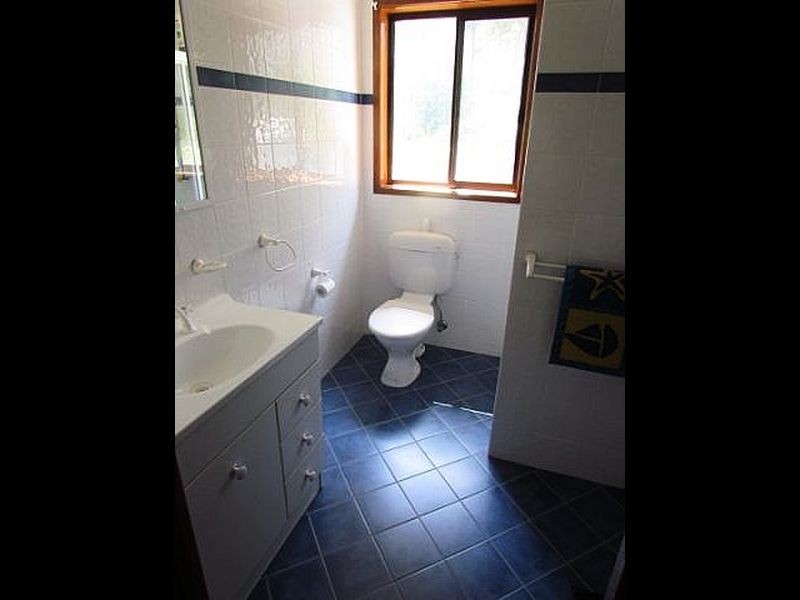 28 Annetts Parade, Mossy Point NSW 2537