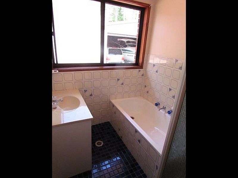 28 Annetts Parade, Mossy Point NSW 2537
