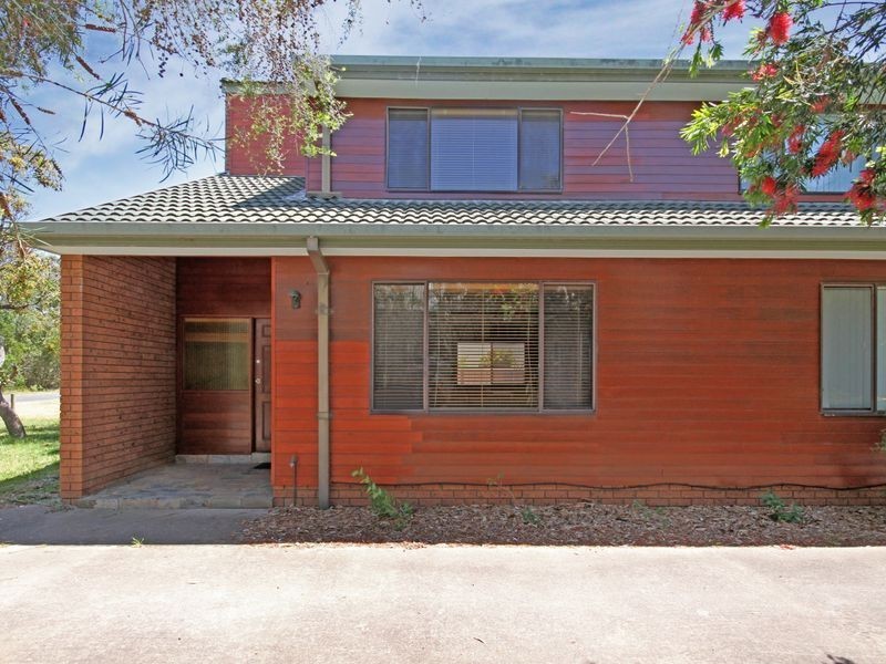 1/10 McNee Street, Broulee NSW 2537