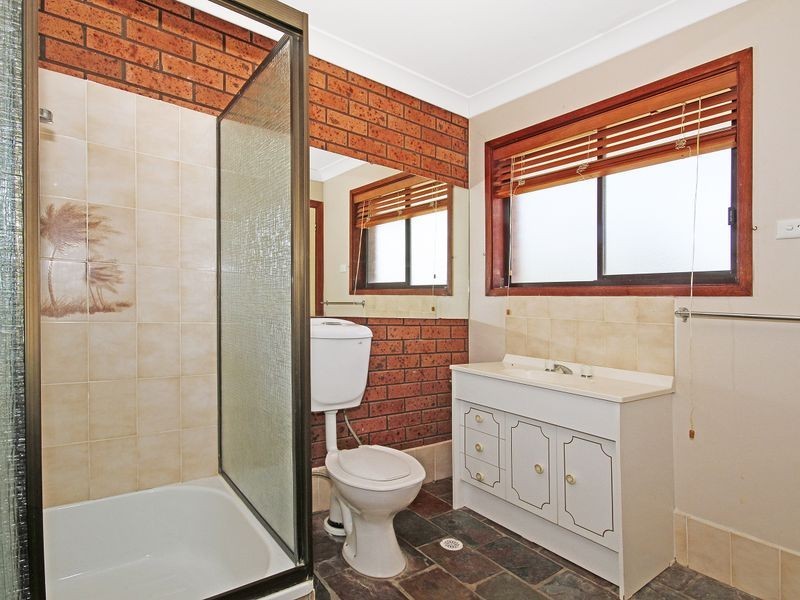 1/10 McNee Street, Broulee NSW 2537