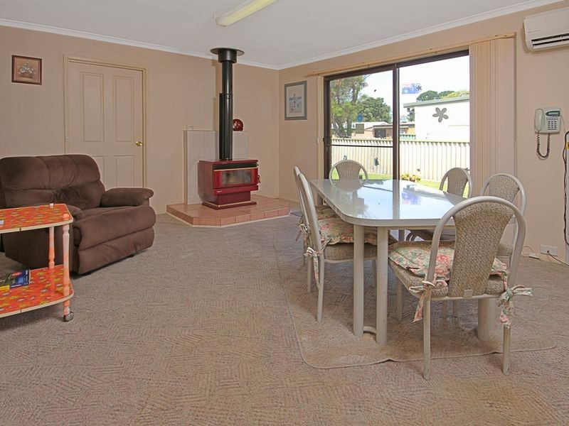 38 Ainslie Parade, Tomakin NSW 2537