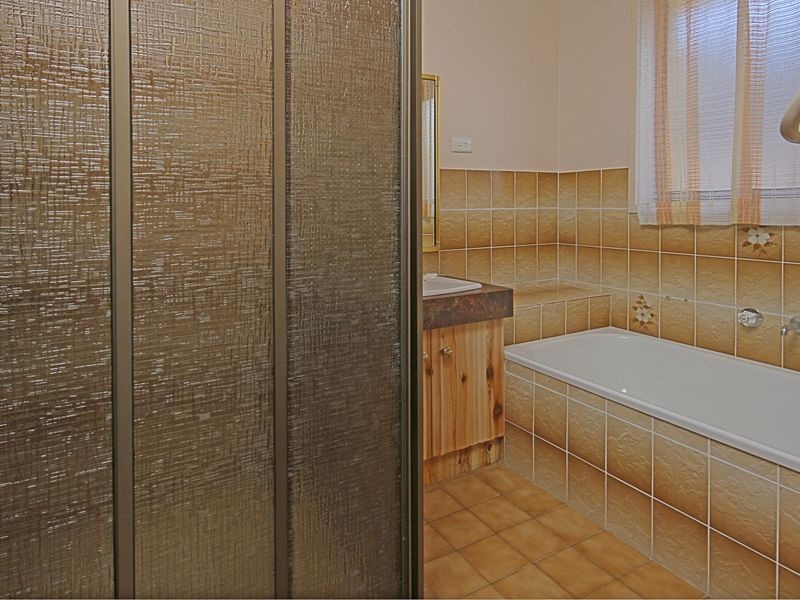 38 Ainslie Parade, Tomakin NSW 2537