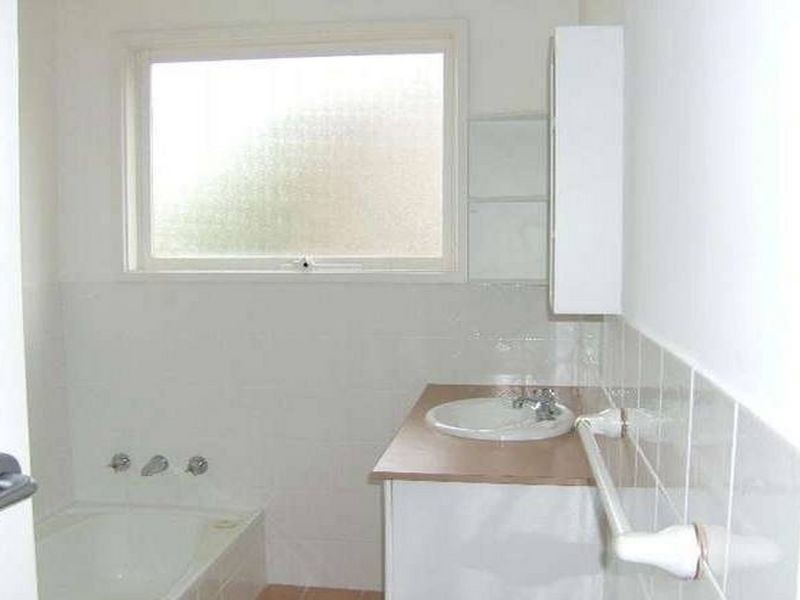 12 Hazel Road, Moruya Heads NSW 2537