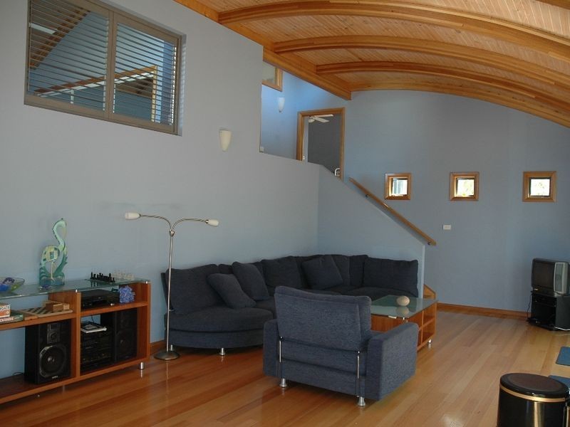 8 Cooks Crescent, Rosedale NSW 2536