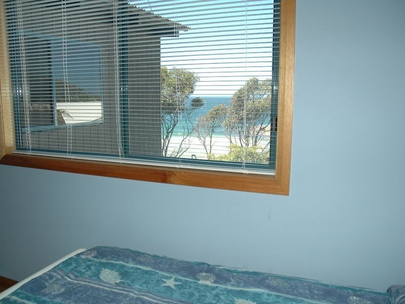 8 Cooks Crescent, Rosedale NSW 2536