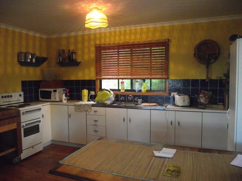 24 Hazel Road, Moruya Heads NSW 2537