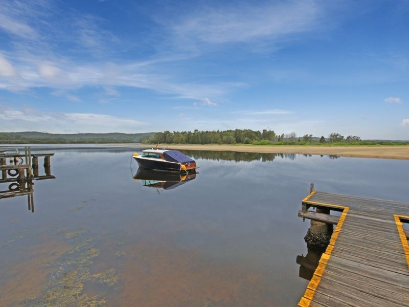 203 Annetts Parade, Mossy Point NSW 2537