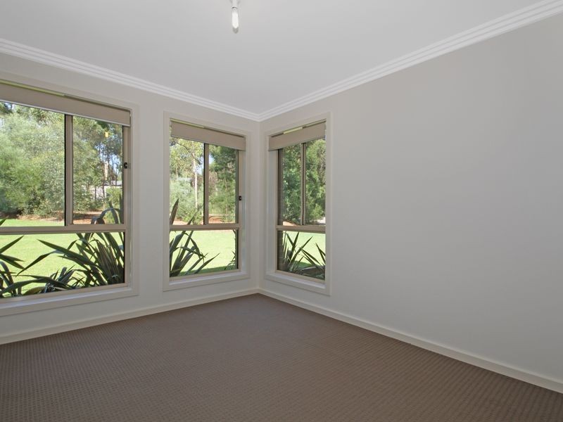 7 Stoney Creek Lane, Mossy Point NSW 2537