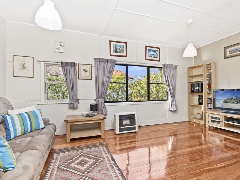 35 Grant Street, Broulee NSW 2537