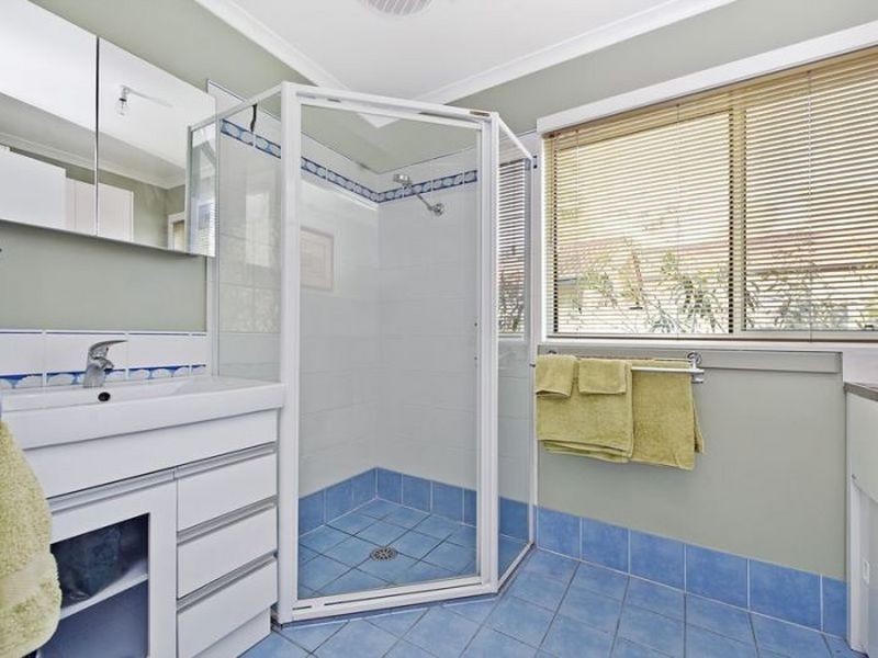 35 Grant Street, Broulee NSW 2537