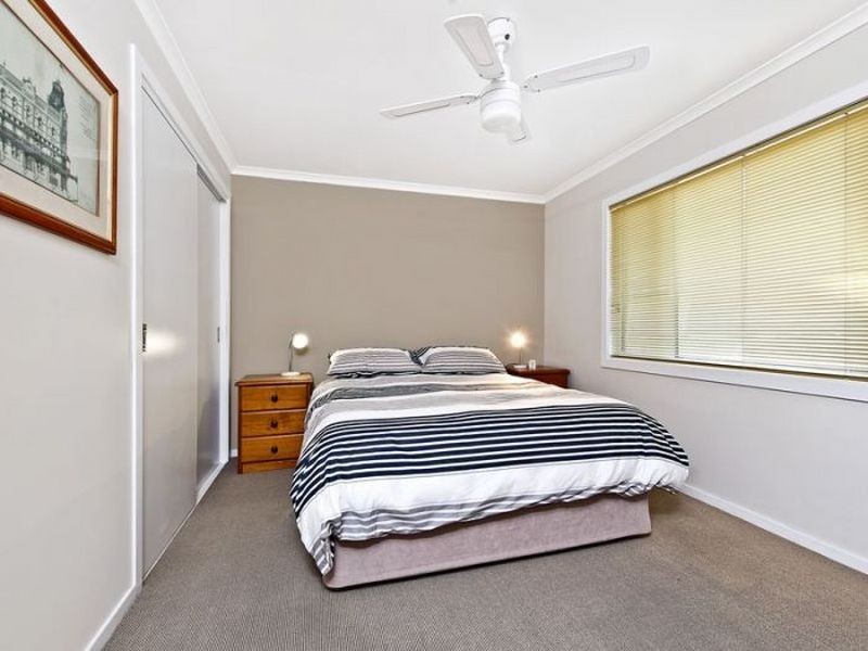 35 Grant Street, Broulee NSW 2537