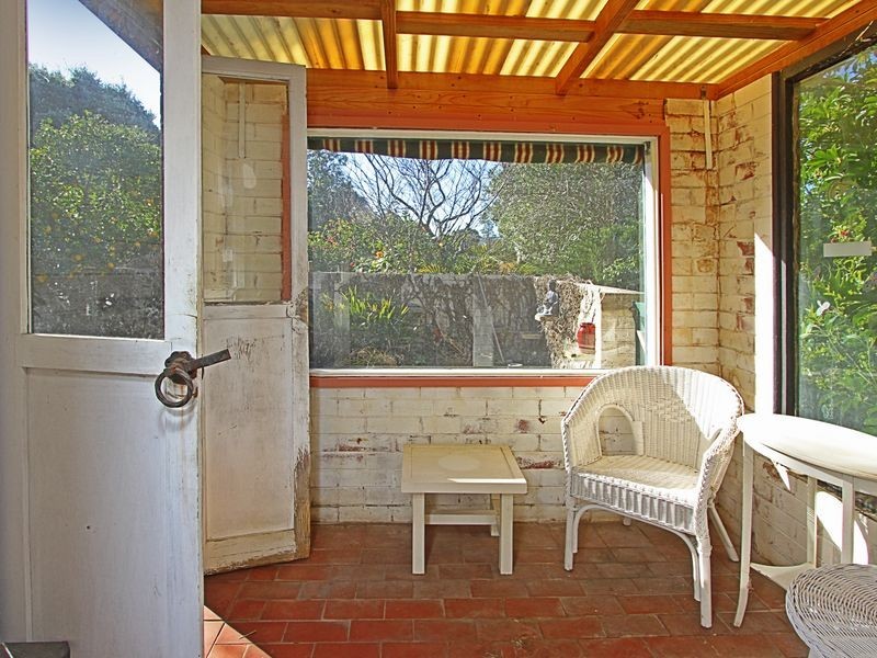 11 Reid Street, Tomakin NSW 2537