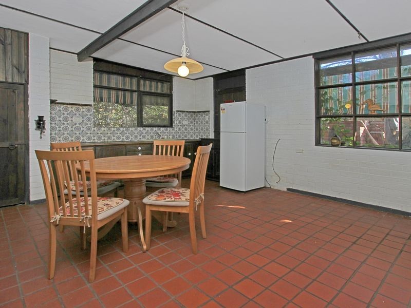 11 Reid Street, Tomakin NSW 2537