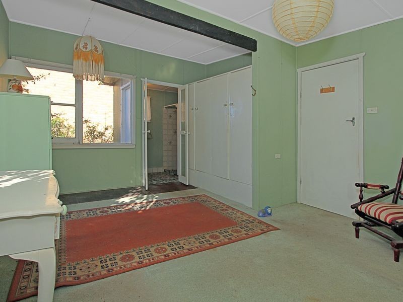 11 Reid Street, Tomakin NSW 2537