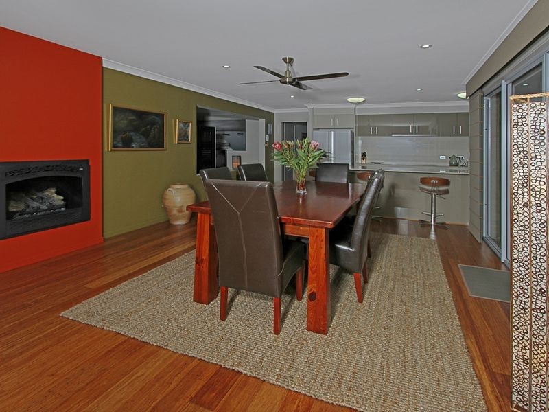 4 Gillan Grove, Broulee NSW 2537