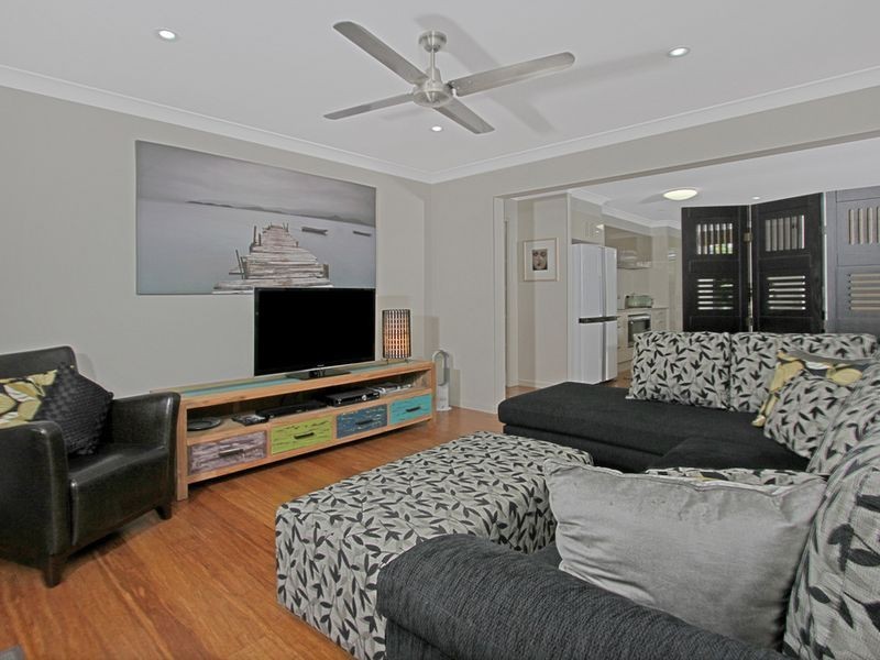 4 Gillan Grove, Broulee NSW 2537