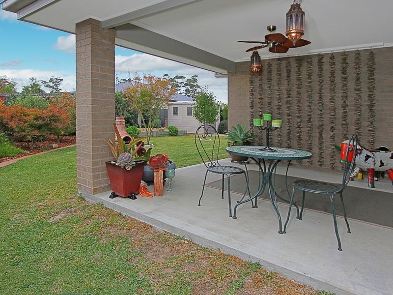 4 Gillan Grove, Broulee NSW 2537