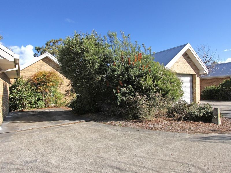 2/25 Zanthus Drive, Broulee NSW 2537