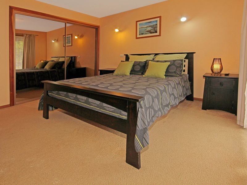 1 Lake Street, Moruya Heads NSW 2537