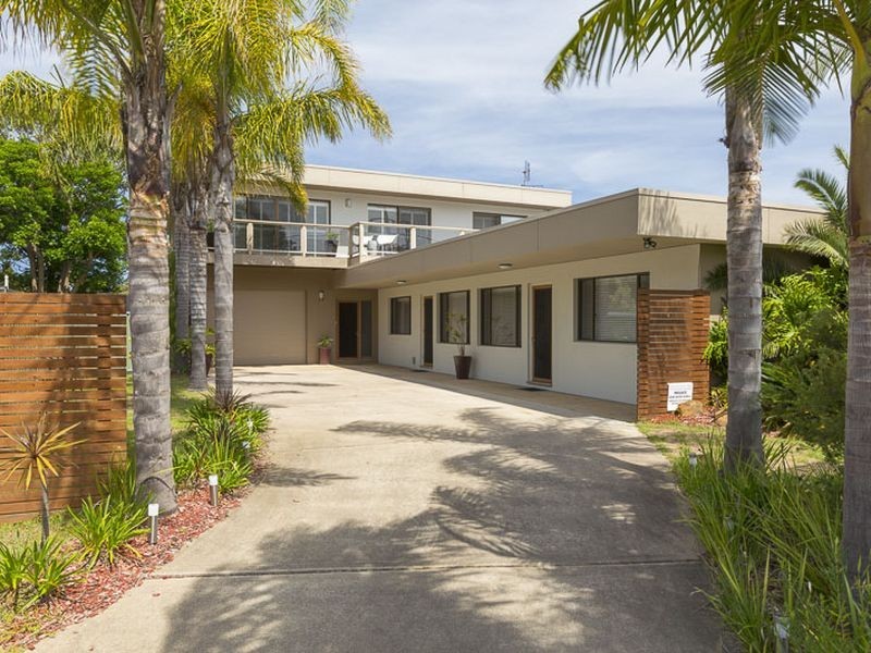 8 Clarke Street, Broulee NSW 2537