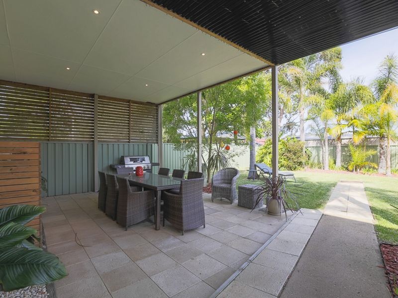 8 Clarke Street, Broulee NSW 2537