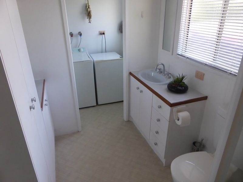 Cabin 4/55 Sunpatch Parade, Tomakin NSW 2537