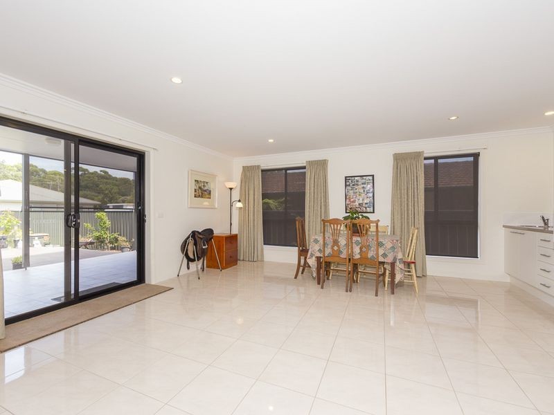 19 Massey Street, Broulee NSW 2537