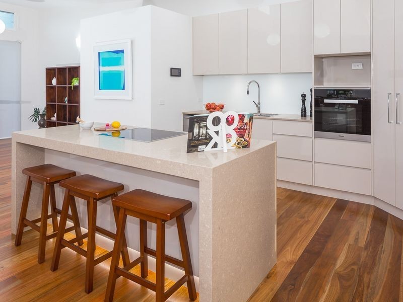 2/101 Coronation Drive, Broulee NSW 2537