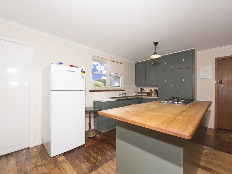 74 Ainslie Parade, Tomakin NSW 2537