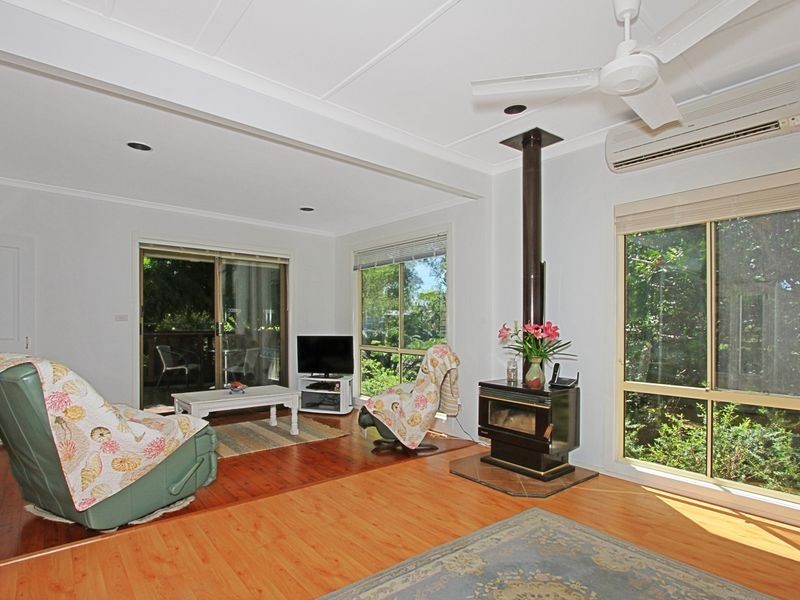 1 Massey Street, Broulee NSW 2537