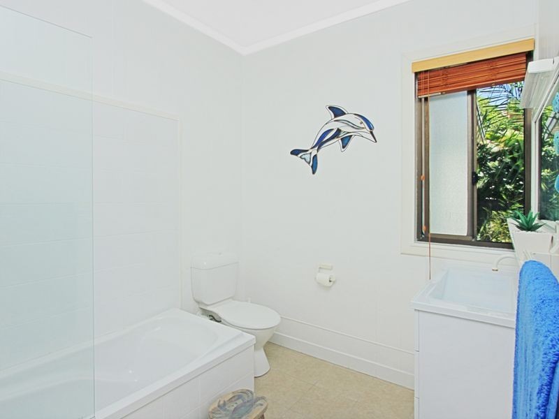 1 Massey Street, Broulee NSW 2537