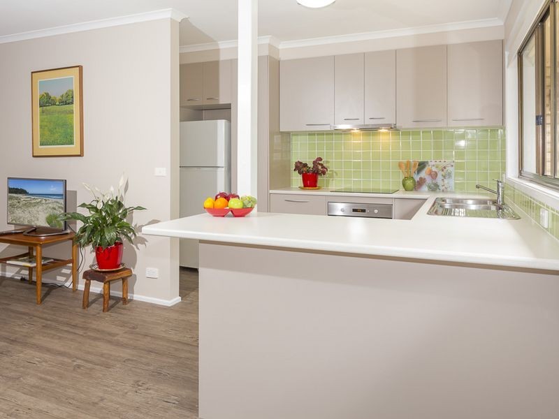 3/2 Massey Street, Broulee NSW 2537