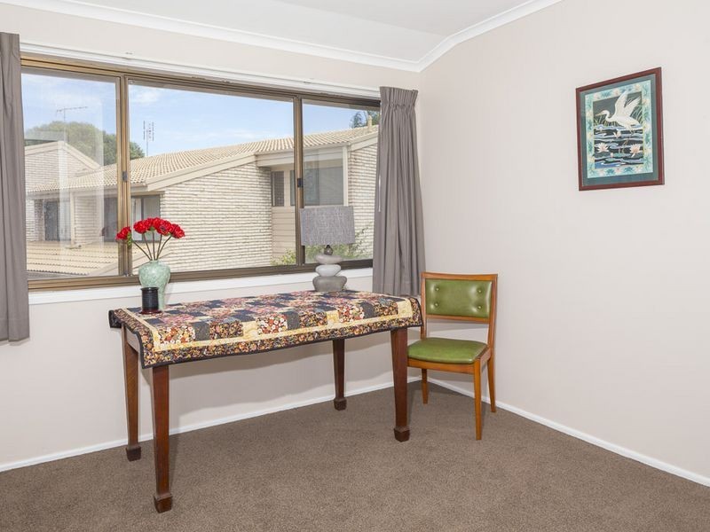 3/2 Massey Street, Broulee NSW 2537