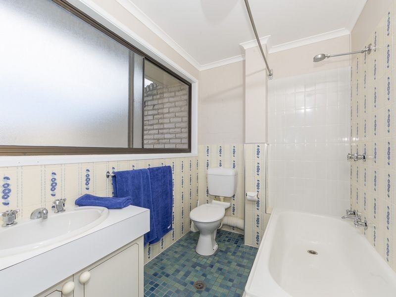 3/2 Massey Street, Broulee NSW 2537