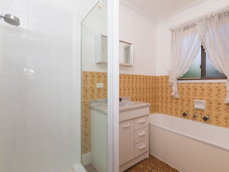 1/4 Sunpatch Parade, Tomakin NSW 2537