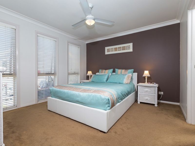 26 Yarralumla Crescent, Tomakin NSW 2537