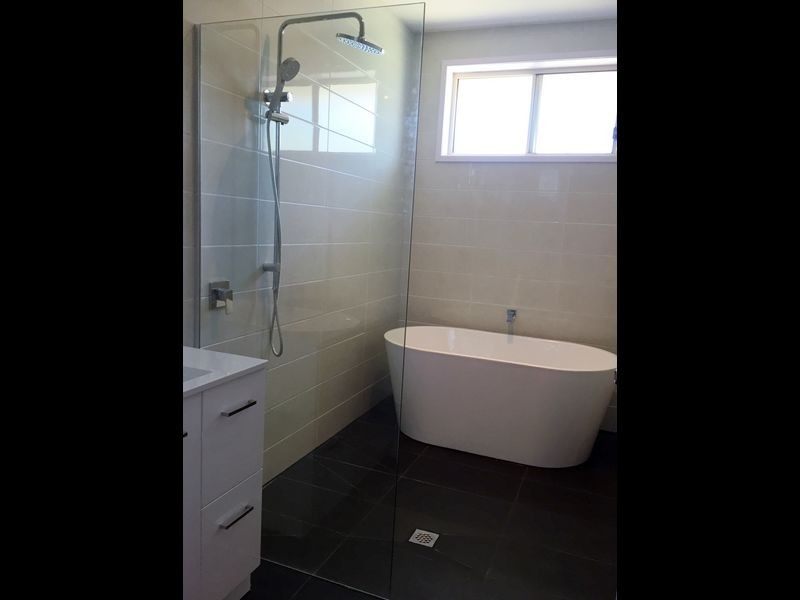 18 Woolabar Drive, Broulee NSW 2537