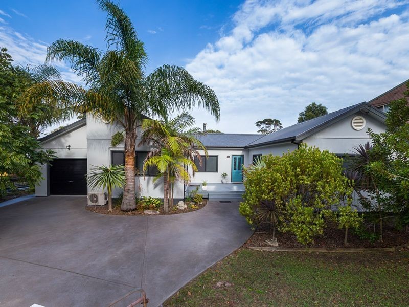 11 Grant Street, Broulee NSW 2537