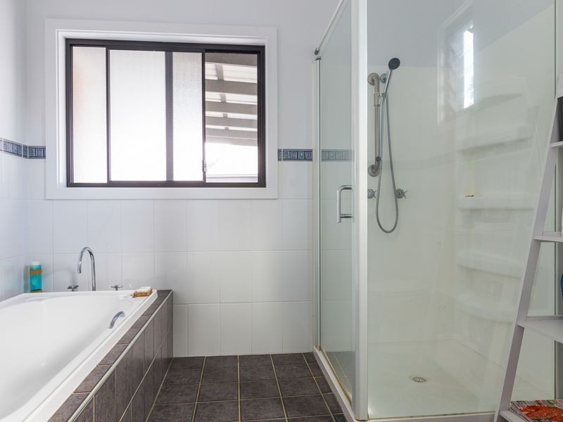 11 Grant Street, Broulee NSW 2537