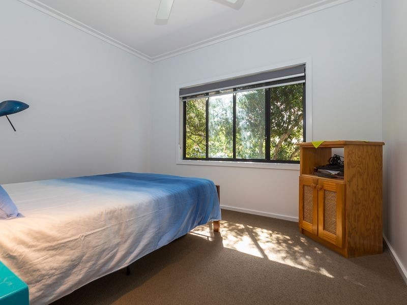 11 Grant Street, Broulee NSW 2537