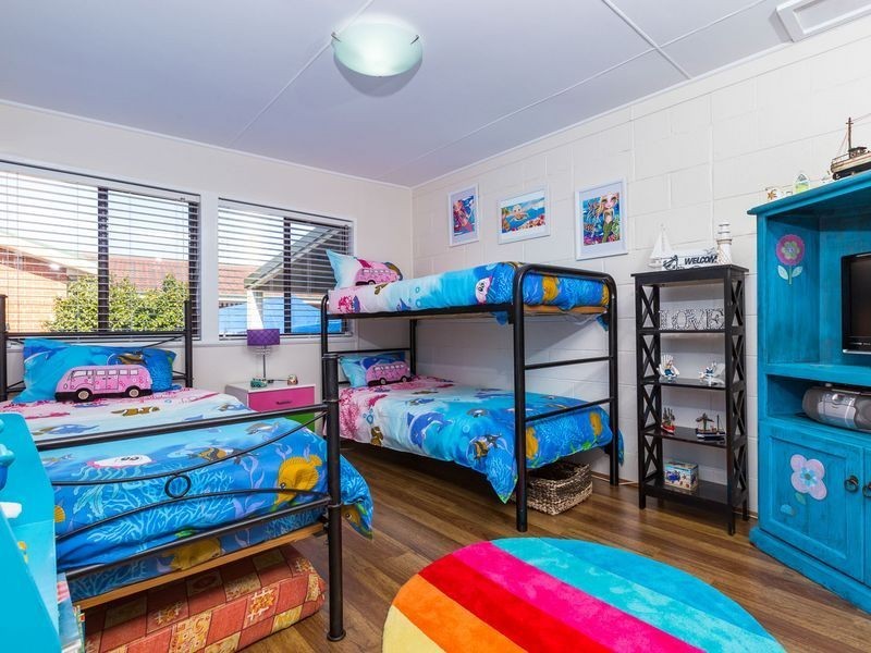 40 Ainslie Parade, Tomakin NSW 2537