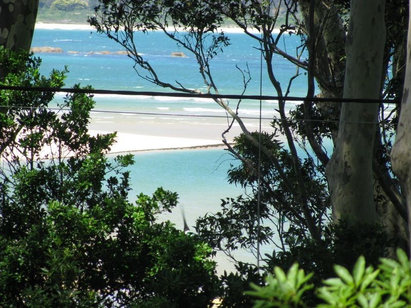 112 Annetts Parade, Mossy Point NSW 2537