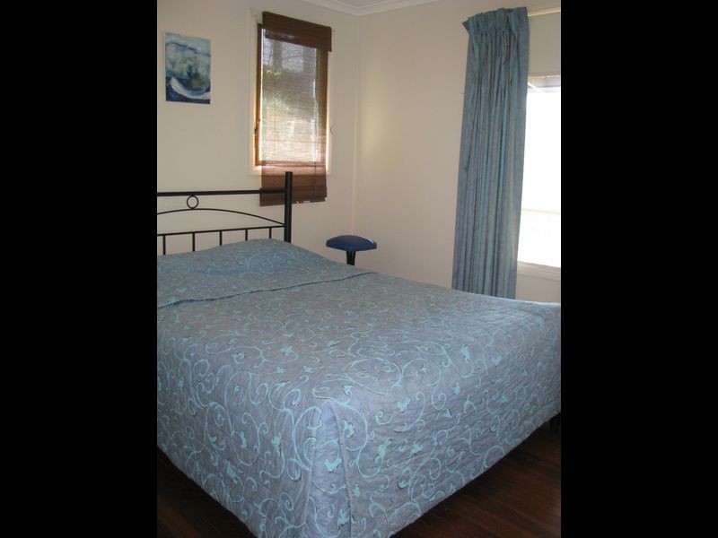 112 Annetts Parade, Mossy Point NSW 2537