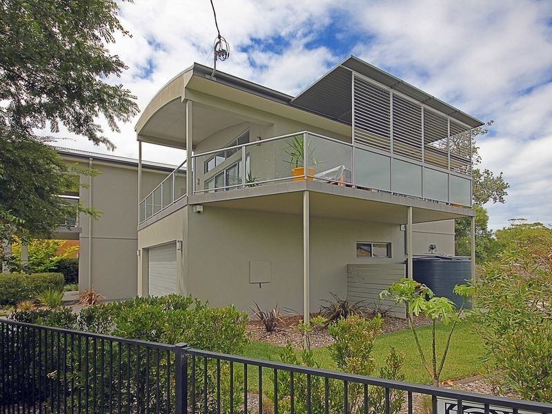 2A Clarke Street, Broulee NSW 2537