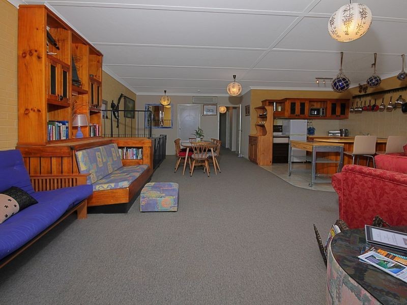 8/77 Coronation Drive, Broulee NSW 2537