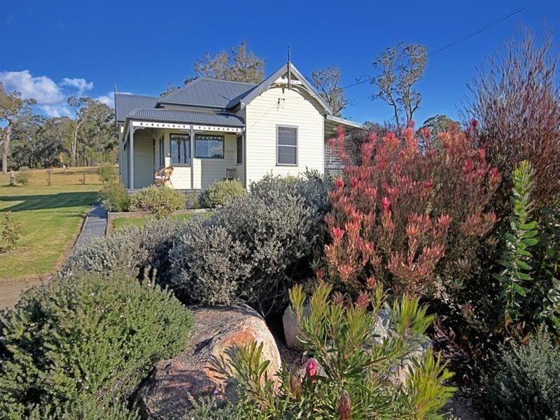 36 Behringers Point Lane, Moruya NSW 2537