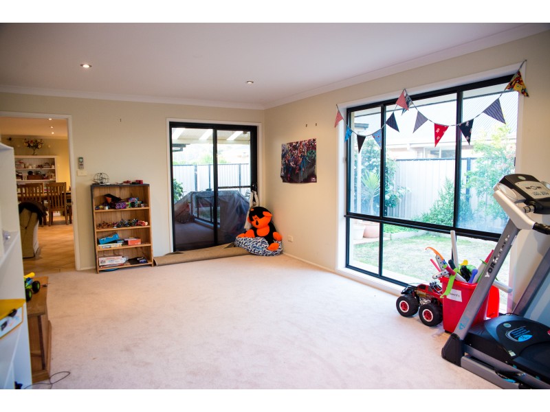18 Hedley Way, Broulee NSW 2537