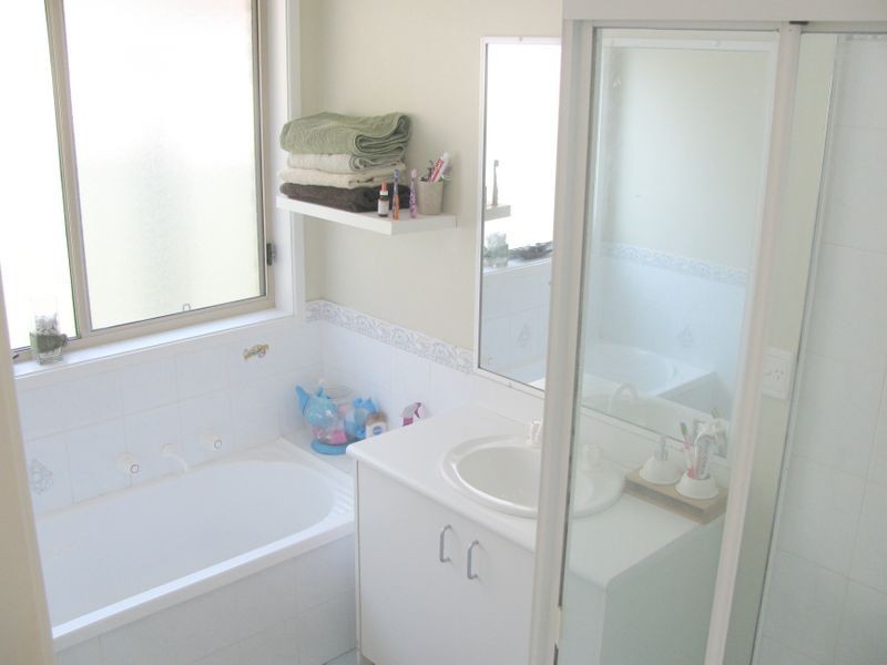 17B River Road, Mossy Point NSW 2537