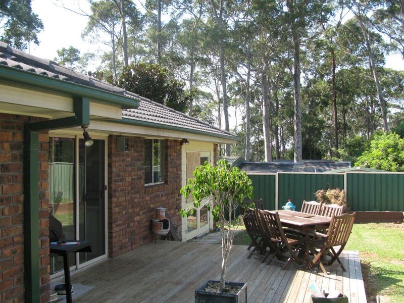 17B River Road, Mossy Point NSW 2537