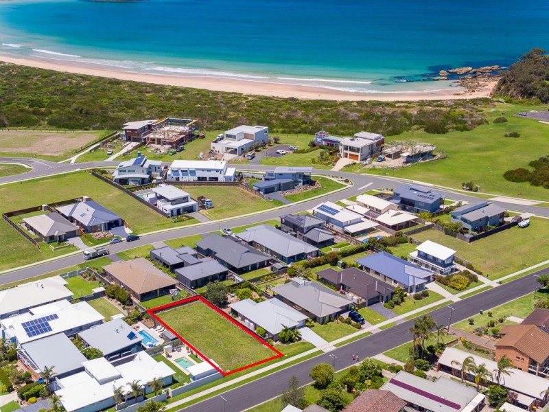 20 Red Hill Parade, Tomakin NSW 2537